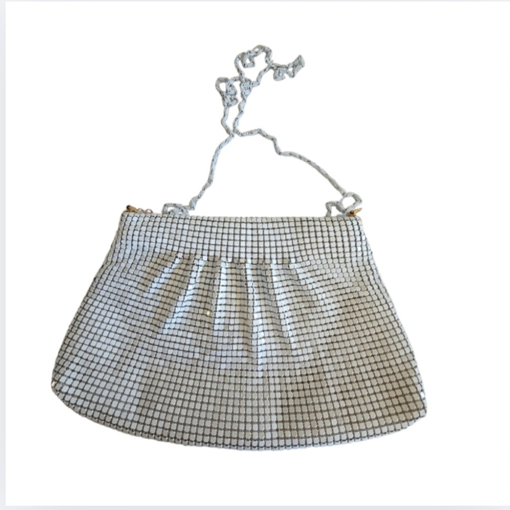 Vintage Handbag White Enameled Mesh Aluminum Clutch Handbag Purse, Chain Handle